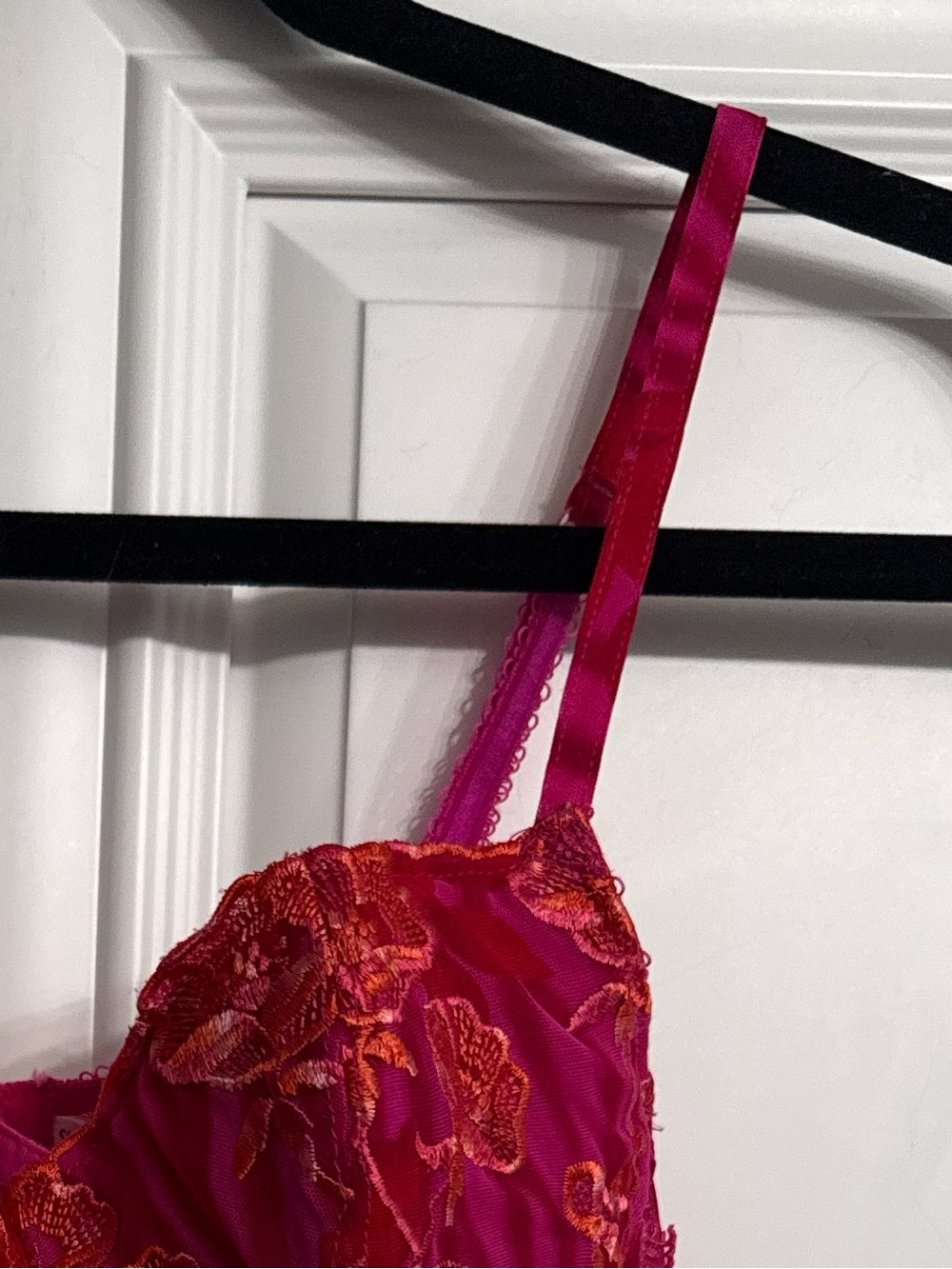 Roselle Size 34C Lined Fuchsia Embroidered Underwire Bra with Orange Accent - Picture 6 of 10